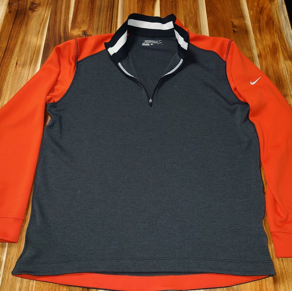 Nike Golf mens large, half zip pullover sweater.